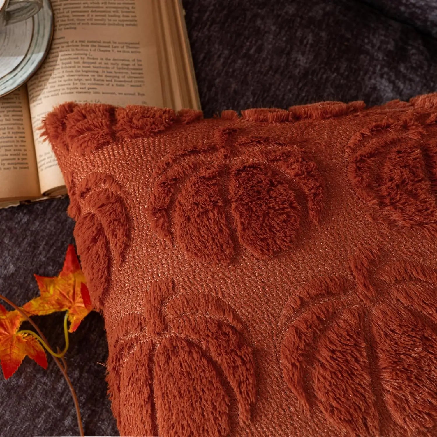 Pumpkin Fall Decorative Throw Pillow Covers Soft Faux Fur Pillow Covers for Autumn Plush Accent Pillow Cases for Halloween Decor